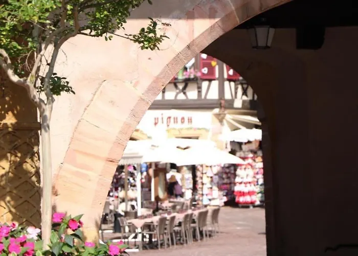 Renove Pres Du Centre De Avec Balcon, 2 Et Wi-fi Inclus - Fr-1-722-7 Apartment *